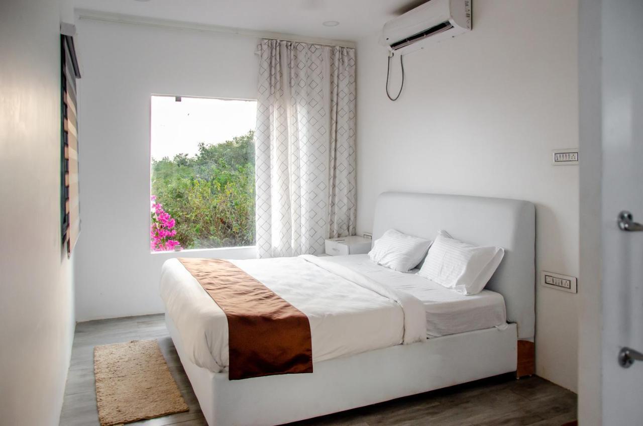Rustic Vogue Hotel Shamirpet Bagian luar foto