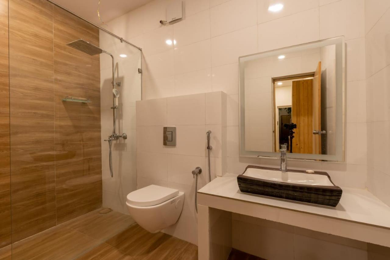 Rustic Vogue Hotel Shamirpet Bagian luar foto